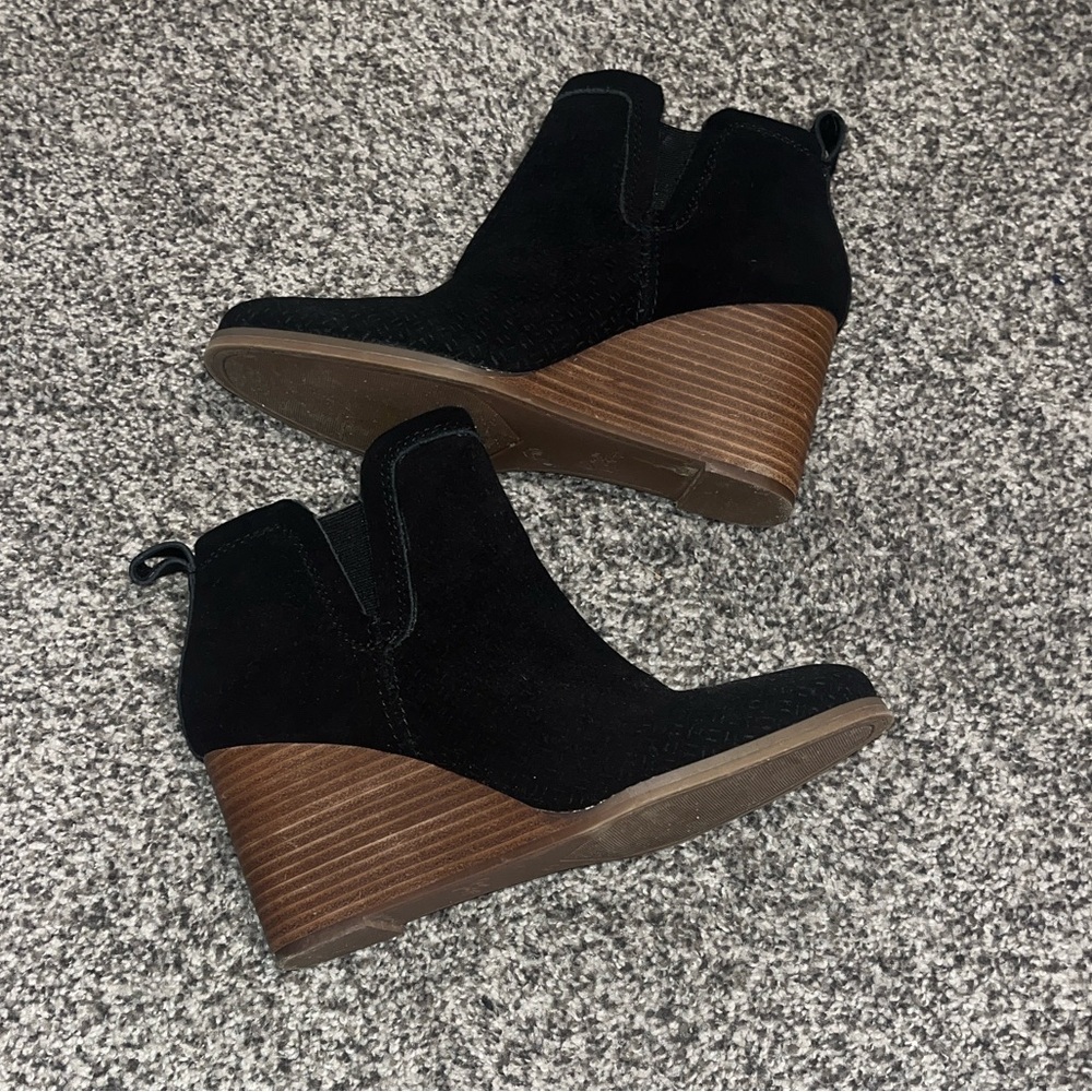 Crown Vintage Black Suede Wedge Boots